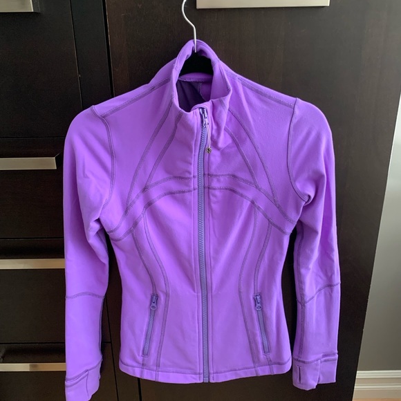 13 Lululemon Pieces!! Closet clear out! - Picture 11 of 13